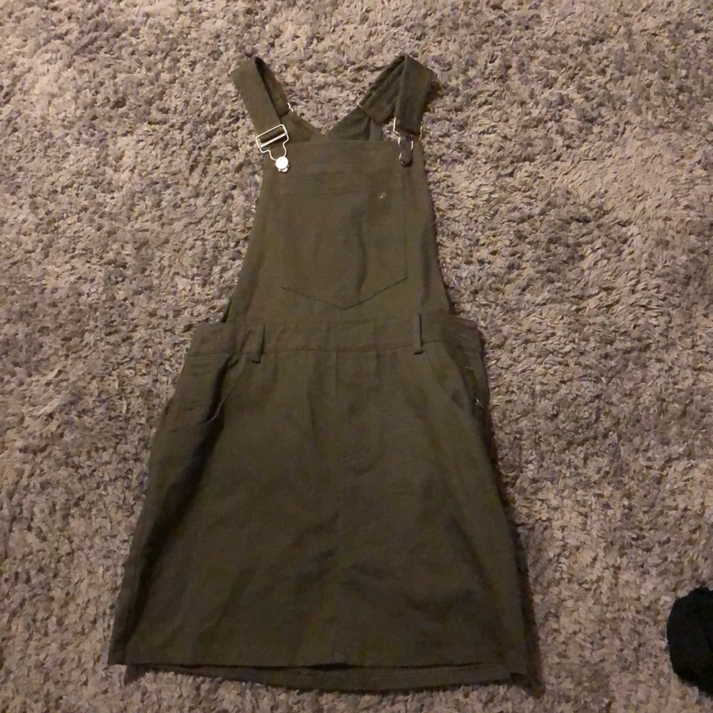 Green overalls from Primp